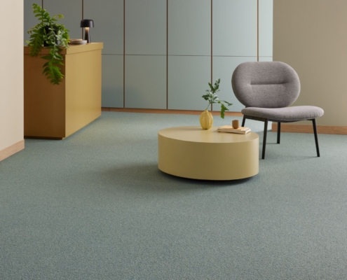 Medium-Tessera Chroma 3628 lake